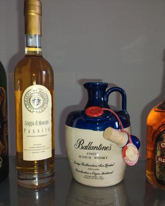 Bottiglie whisky e grappa