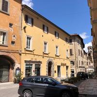 Appartamento Todi centro storico via Mazzini