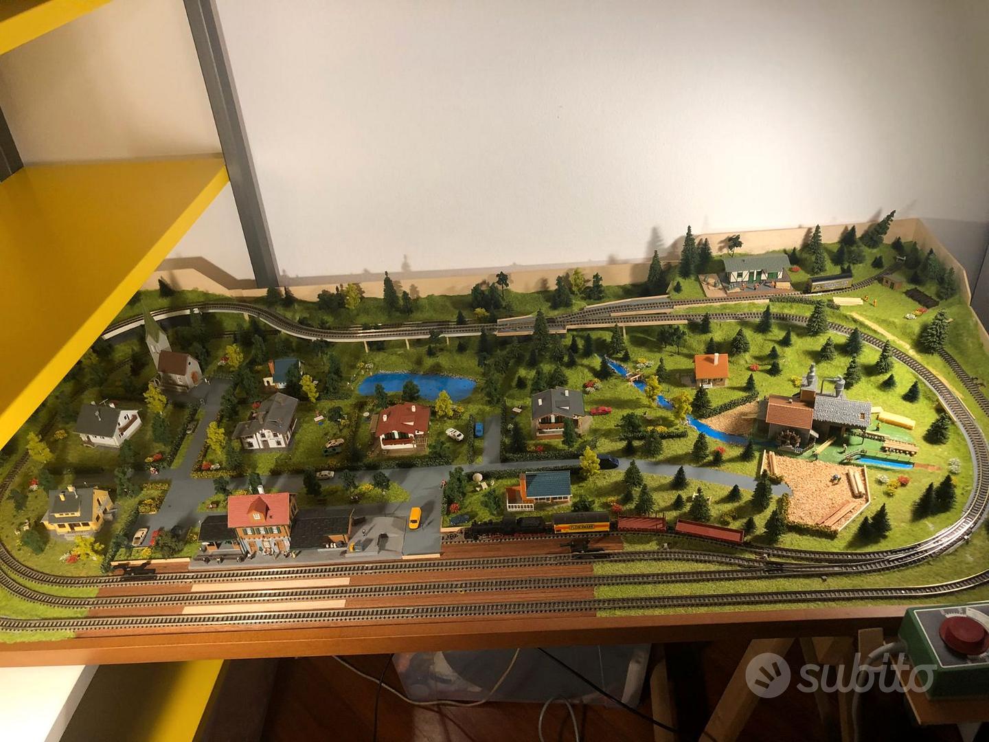 PLASTICO FERROVIARIO SCALA N FLEISHMANN (TRENINO) Collezionismo