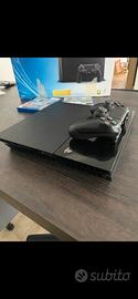 **PLAYSTATION 4** i giochi non sono inclusi