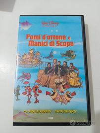 Pomi d'ottone e manici di scopa vhs