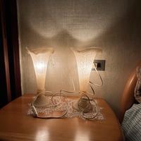 Coppia di lampade da comodino in vetro satinato