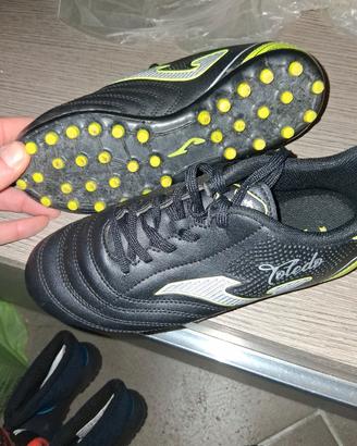 scarpe calcetto num 34