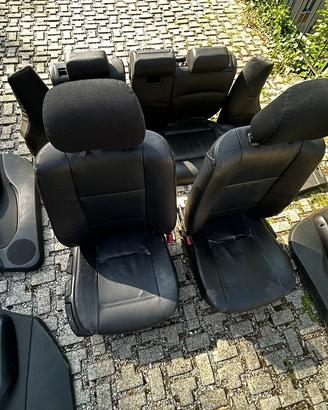 Offri e sono tuoi! Sedili e pannelli bmw e46 SW