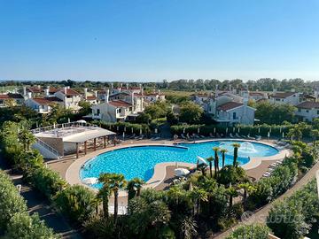 VILLAGGIO AMARE, attico con riscaldamento