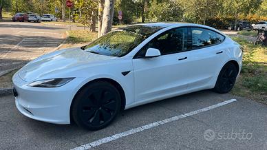 Tesla Model 3 RWD Highland - Model Year 2024