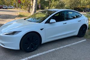 Tesla Model 3 RWD Highland - Model Year 2024