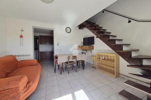 CASA SEMINDIPENDENTE A GUALDO TADINO