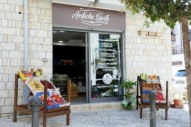 Attività alimentare con laboratorio