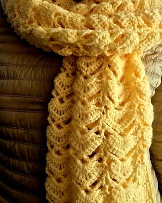 sciarpa handemade uncinetto gialla 40x150