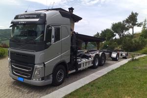 Volvo fh500 scarrabile + gru fissa retrogabina