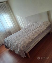 GRATIS Letto SommierMatrimoniale con testata