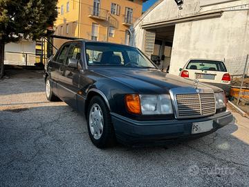 Mercedes-benz 230