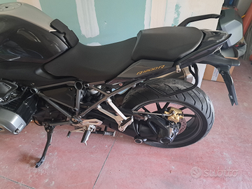 Vendita BMW R1200R del 2015