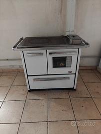 stufa a legna funzionante 