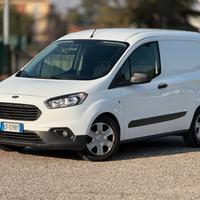 FORD TRANSIT COURIER 2021 CON ALLESTIMENTO INTERNO