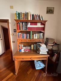Libreria con scrivania