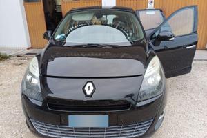 AUTO PER FAMIGLIA