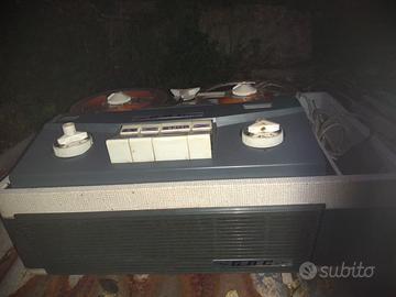 Registratore a bobine