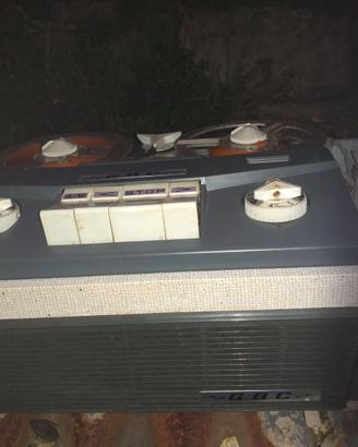 Registratore a bobine