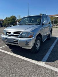 Pajero V60 2.5 DID 2004