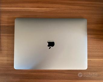 MacBook Pro 13” Touch Bar , RAM 16GB, SSD