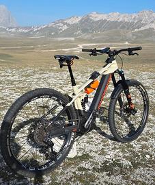 Mondraker crafty carbon r axs