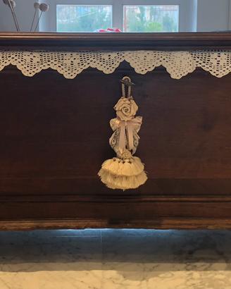 Cassapanca in legno noce