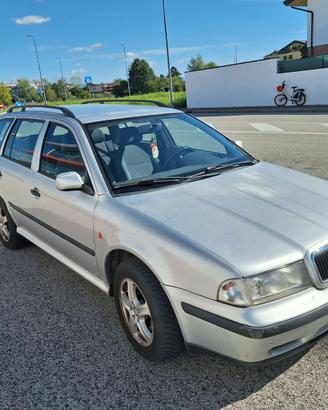 Skoda Octavia 1.9 4x4 90cv