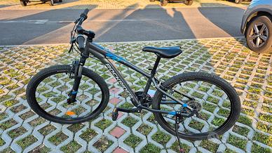 Bici MTB Rockrider ST 100 grigia