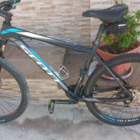 Scott scale 760 praticamente inutilizzata