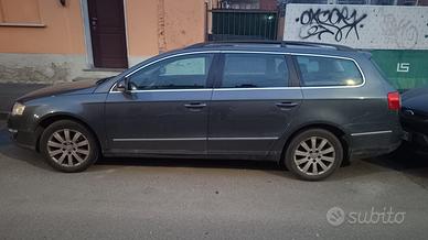 Passat SW a  Metano