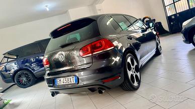 Volkswagen Golf GTI 2.0 TSI DSG 5p.