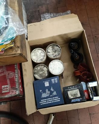 Pezzi di ricambio vari