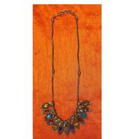 Collana con pietre colorate (Stile orientale)