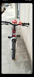 Bicicletta Hammer Red Fire – Pronta per l’Avventur