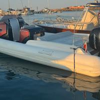 Italiamarine Capri 34. Gommone