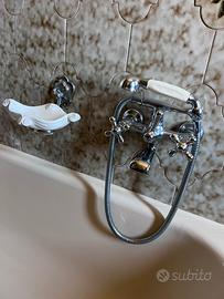 Lavabo e sanitari e accessori