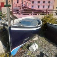 gozzo in vetroresina