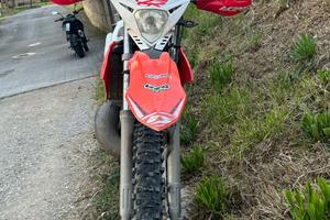 Beta rr 50 2017 ( top nero 75cc)