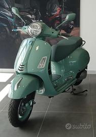 Vespa GTS 310 80th ANIVERSARIO Alba