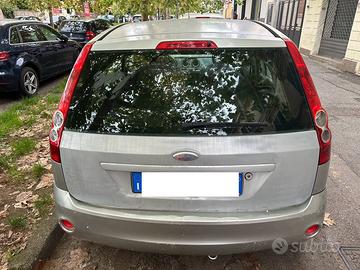 Ford Fiesta 2007 1.2 benzina