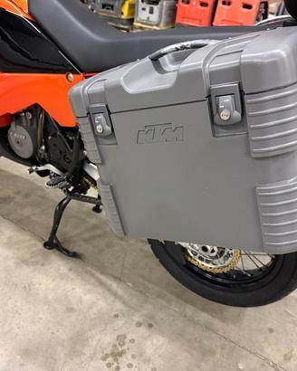 KTM kit valige grigie completo con attacchi