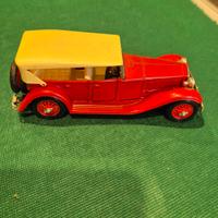 modellino auto d'epoca 