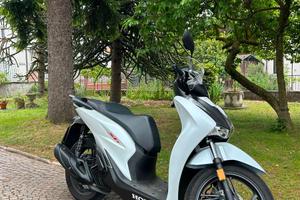 Scooter sh125 sporty