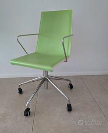 Sedie Gaber con struttura  girevoli con ruote