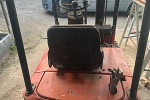 Carrello elevatore elettrico Linde