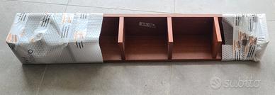 Mensole in legno con divisori color noce