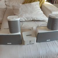 4 casse sonos. 2 play 1 + 2 play 3 + sonos connect