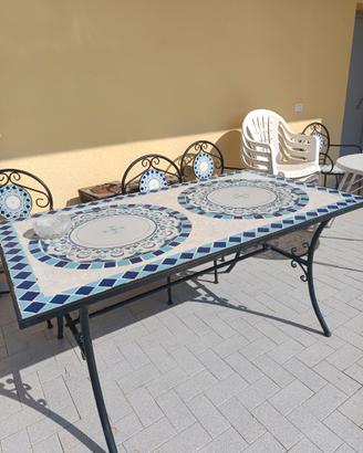 Tavolo in ferro battuto